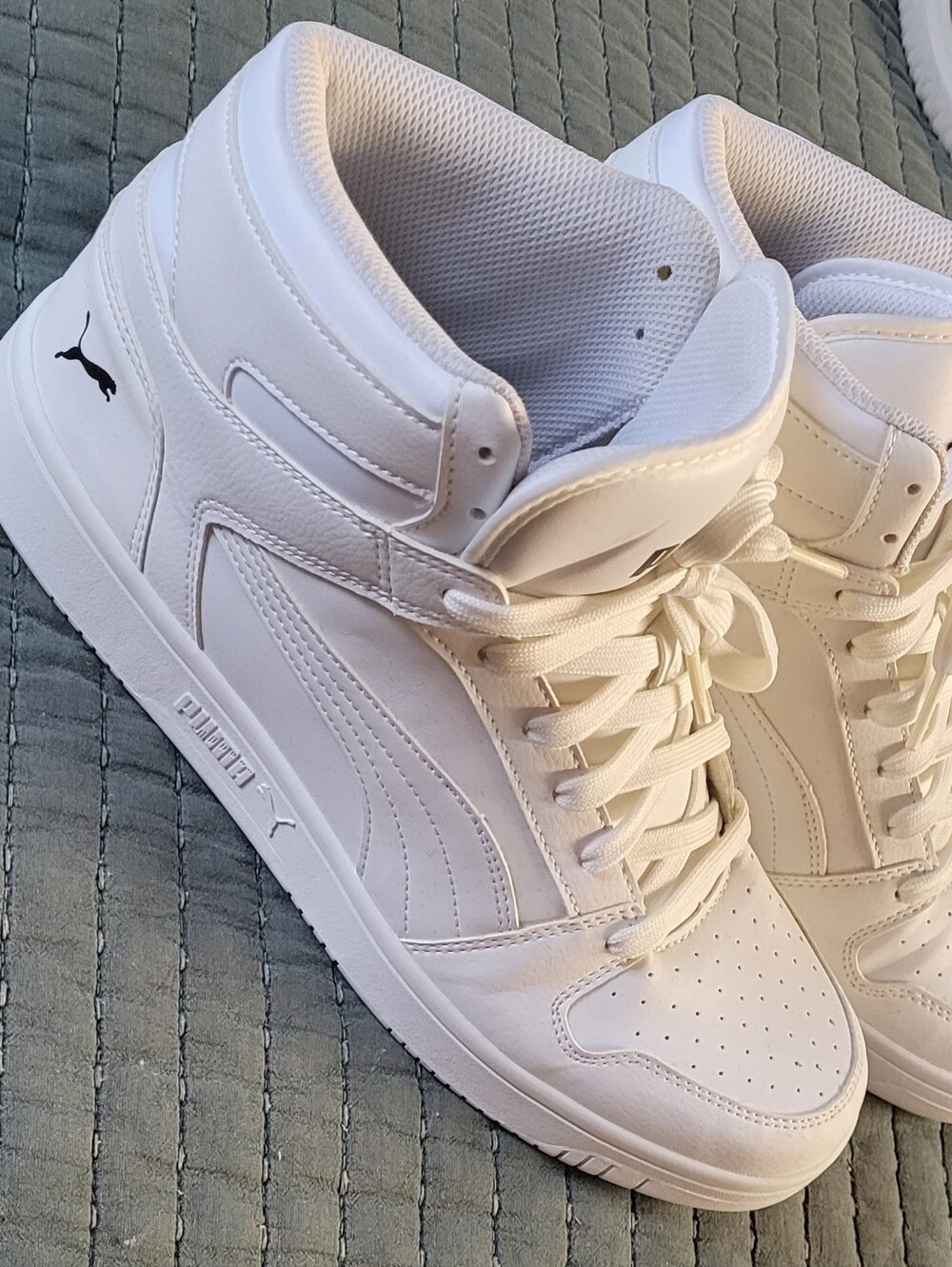 Puma White High-Top Athletic Sneakers New